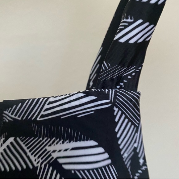 PRANA • NWT! “Regan” High Neck UPF 50+ Bikini Top - Black Springtime - Size S - Picture 13 of 16